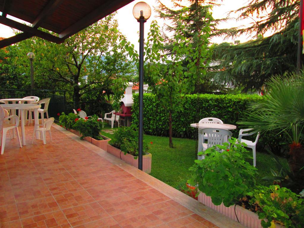 B&B Le Begonie Ascoli Piceno Rom bilde