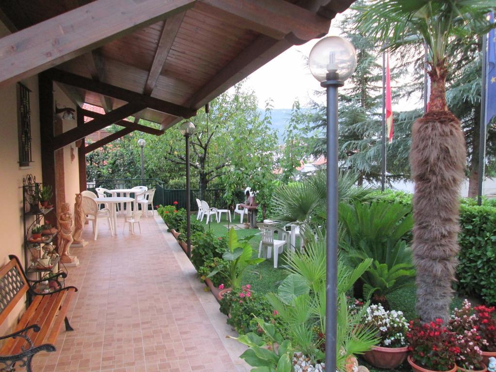 B&B Le Begonie Ascoli Piceno Eksteriør bilde