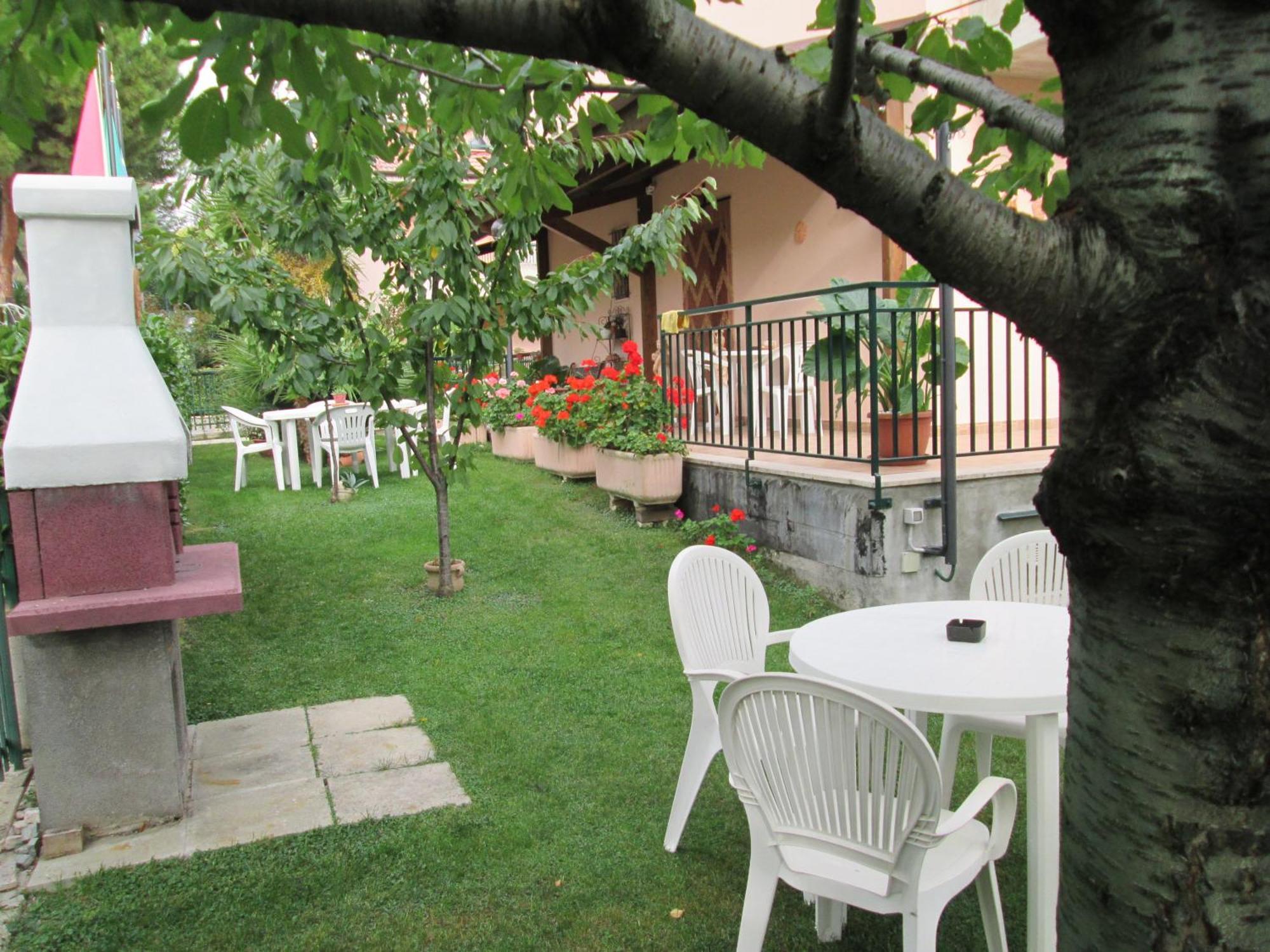 B&B Le Begonie Ascoli Piceno Eksteriør bilde